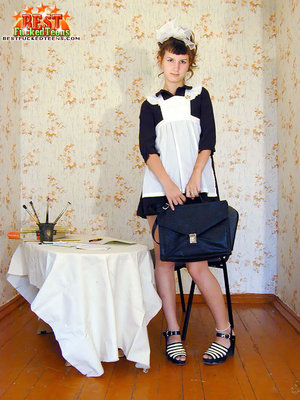 18 year old girl loses her virginity wearing knee socks in the bathroom